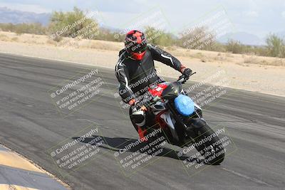 media/May-05-2025-Moto Forza (Mon) [[3c1838c5e5]]/2-B Group/Session 2 (Turn 7 Inside)/